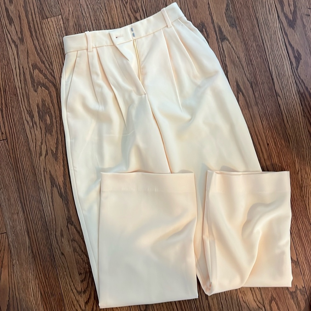 Abercrombie Curve Love Wide Leg Dress Pant.